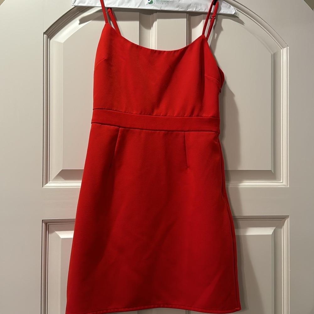 Beaut cocktail/sweetheart dress/holiday dress in red.  From revolve, Worn once - Picture 3 of 4